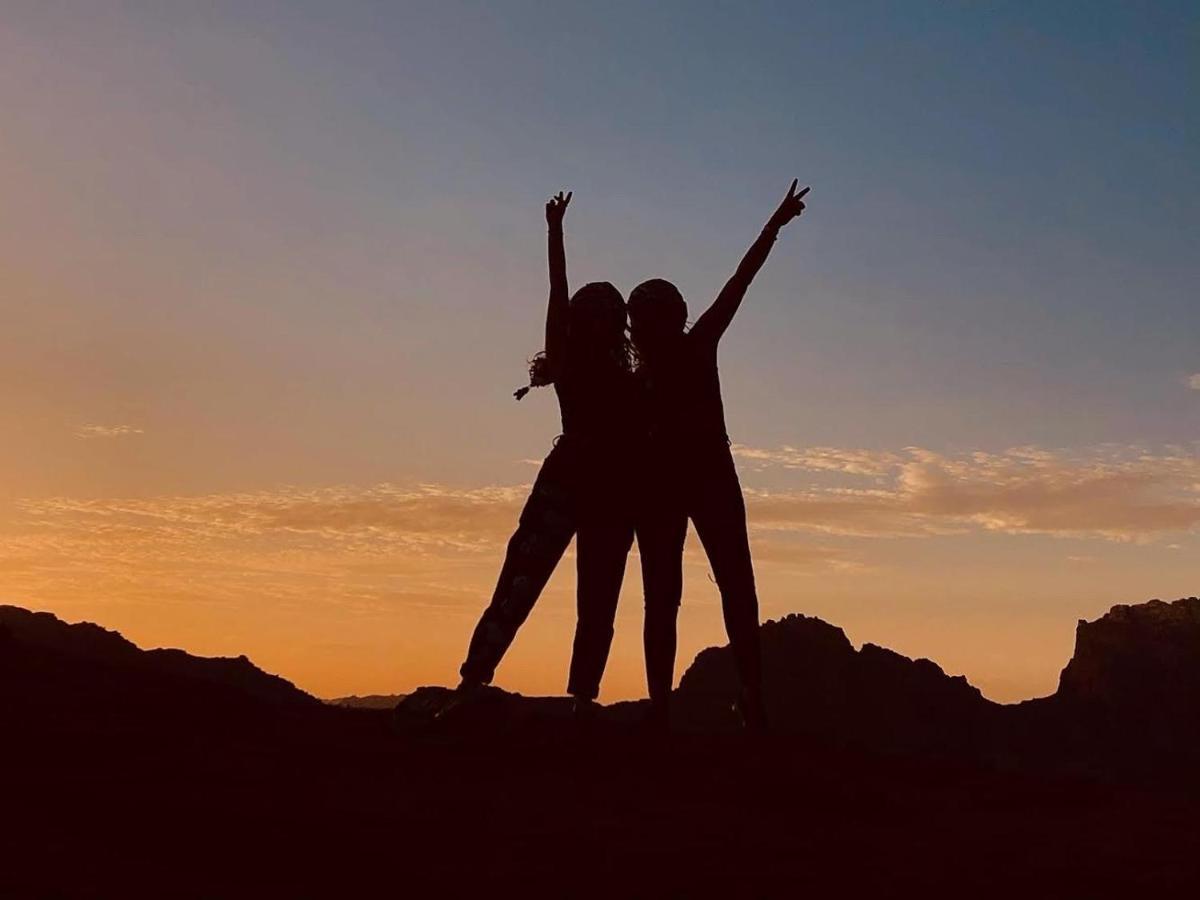 Wadi Rum Cave Camping מראה חיצוני תמונה