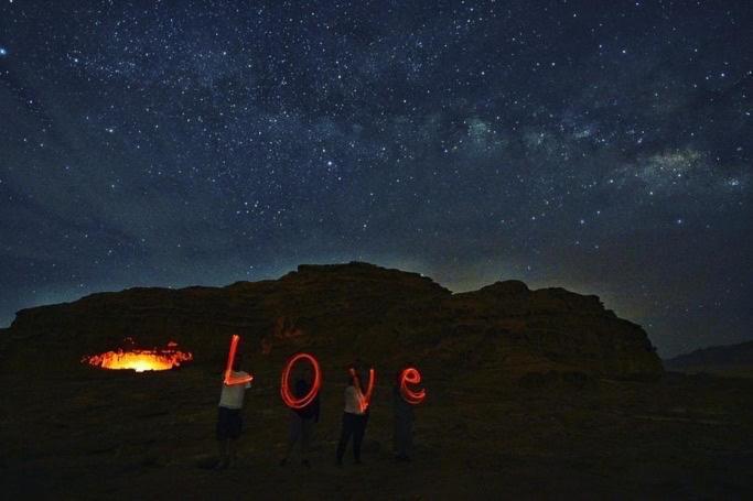 Wadi Rum Cave Camping מראה חיצוני תמונה